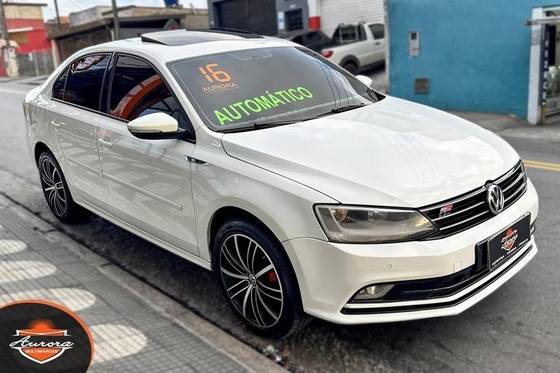 VOLKSWAGEN JETTA 1.4 16V TSI COMFORTLINE GASOLINA 4P TIPTRONIC VOLKSWAGEN JETTA 1.4 16V TSI COMFORTLINE GASOLINA 4P TIPTRONIC